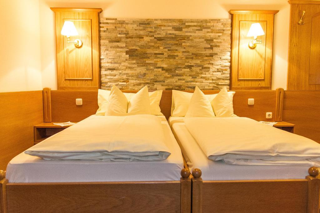 Gasthaus-Hotel Faltermaier Eicherloh Szoba fotó