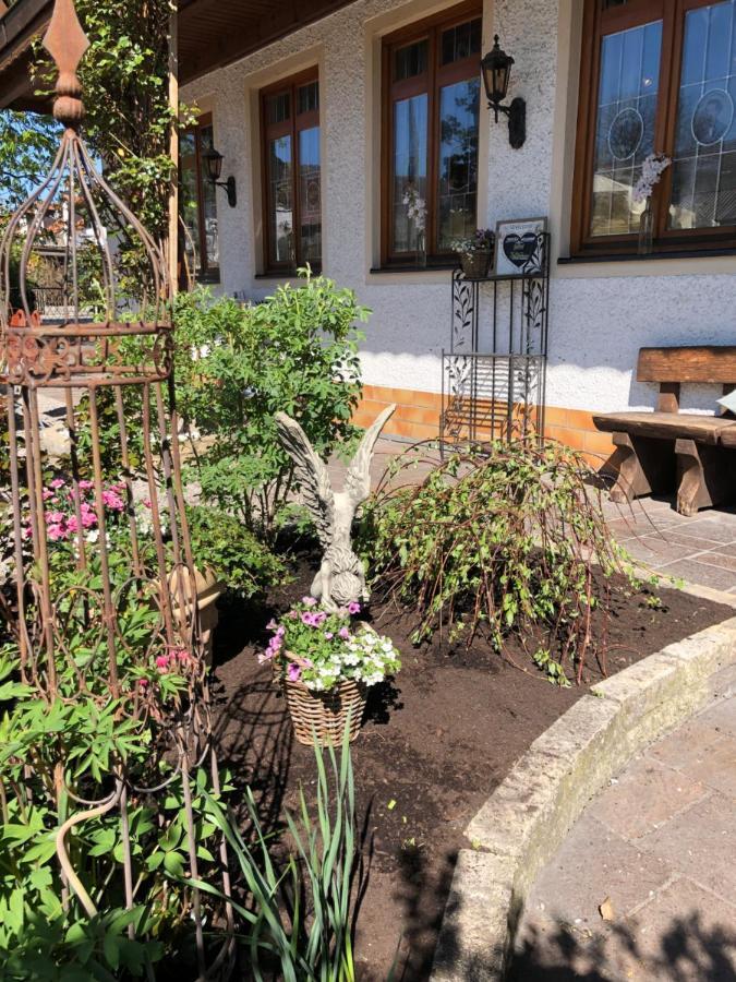 Gasthaus-Hotel Faltermaier Eicherloh Kültér fotó